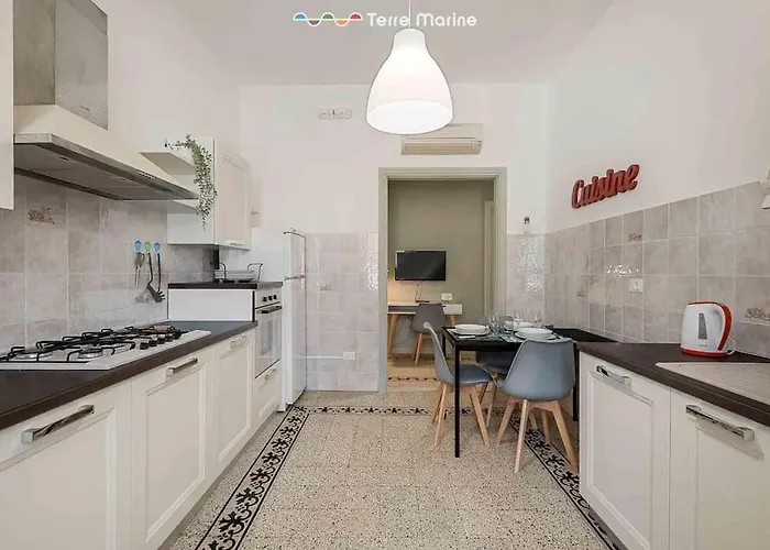 Easy Breezy, Terremarine * La Spezia