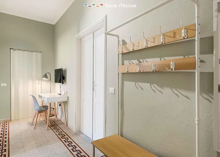 Easy Breezy, Terremarine Lägenhet *